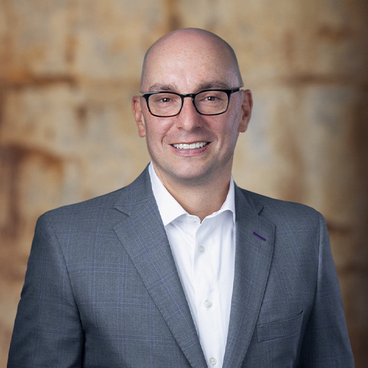 Headshot photo of Jason Munoz