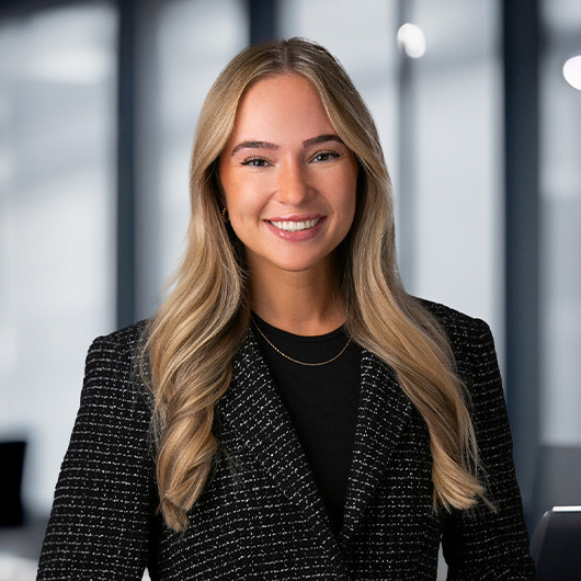 Headshot photo of Sabrina Umbaugh 